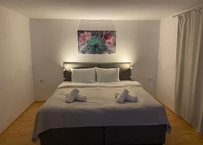 Apartment Fia House *