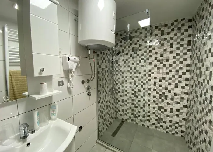 Apartment Fia House *